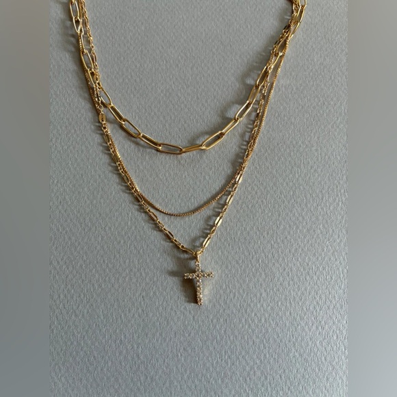 Gold cross layer Necklace M569 - Picture 3 of 3